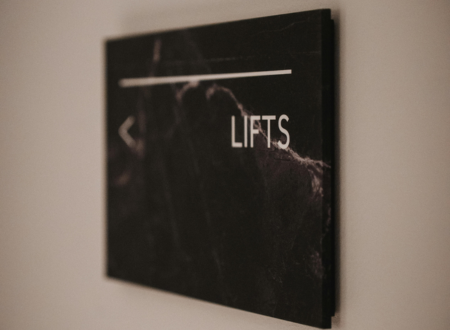 UV printing on rigid surfaces